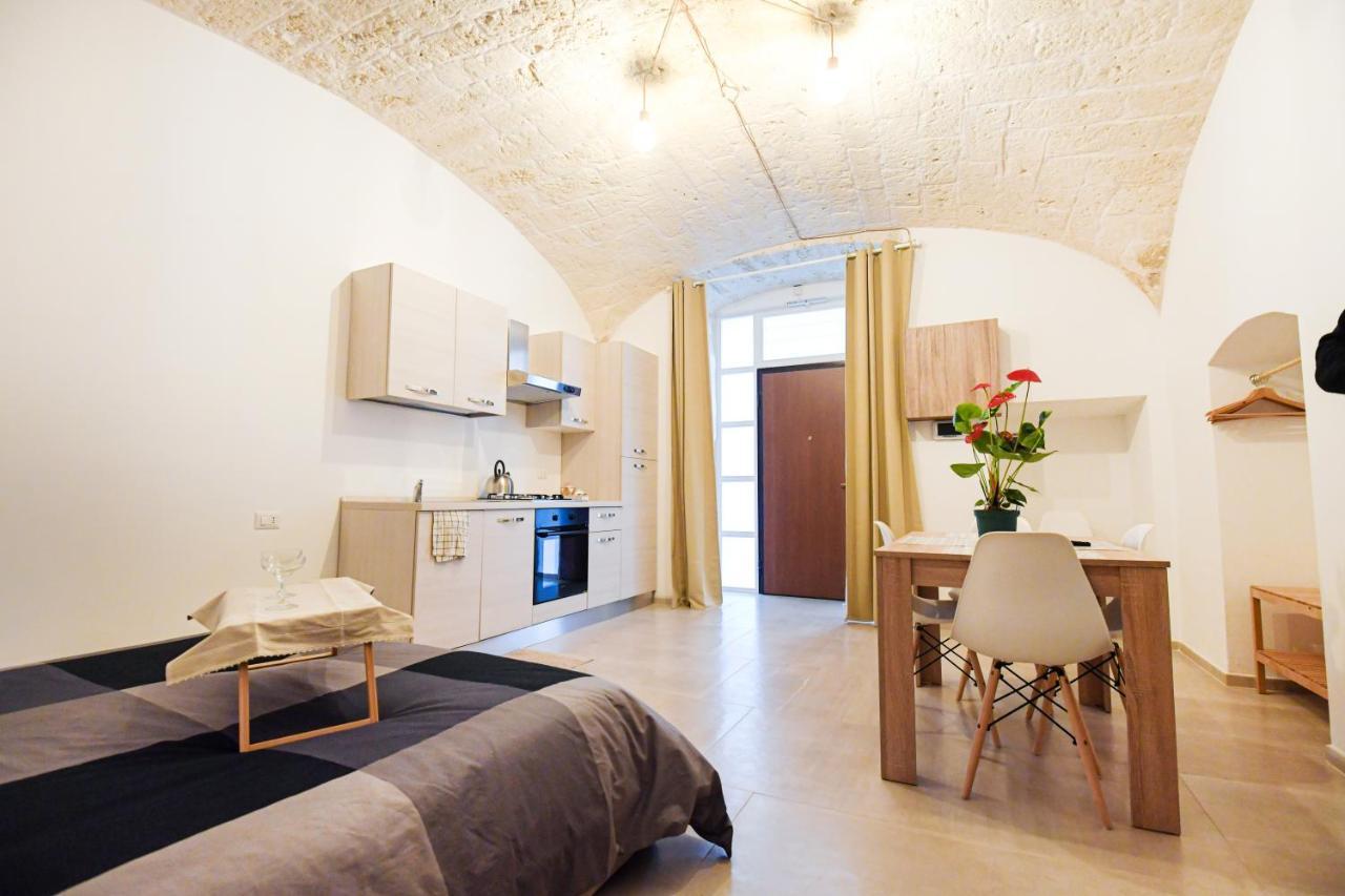 Bari City Center - Timesrl Apartments Bagian luar foto
