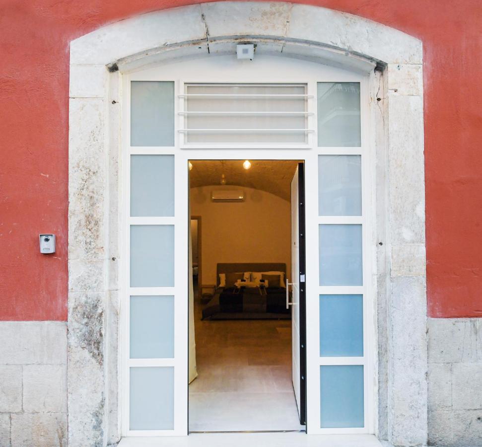 Bari City Center - Timesrl Apartments Bagian luar foto